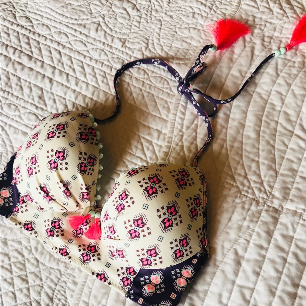 Victoria’s Secret boho bikini top